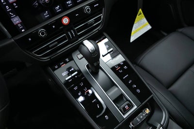 2026 Porsche Macan Macan S