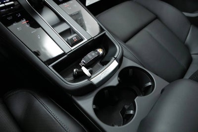 2026 Porsche Macan Macan S