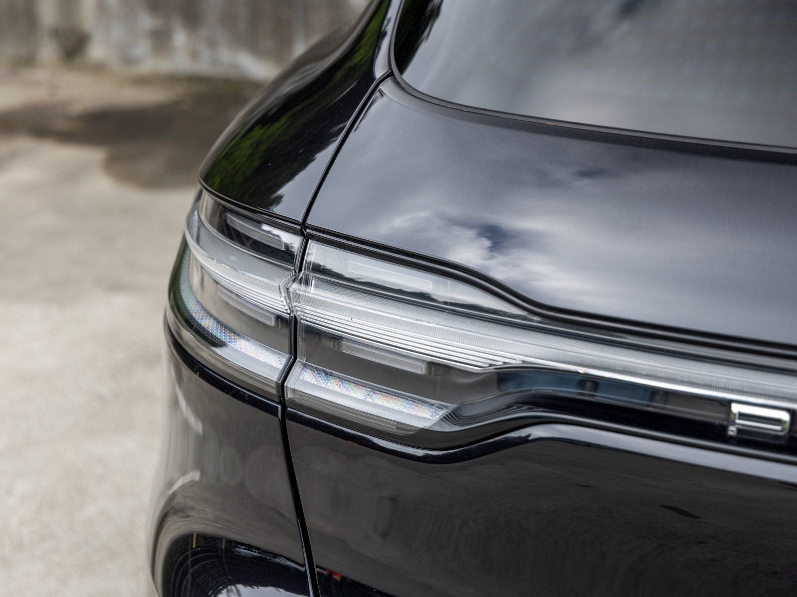 2025 Porsche Macan Macan S