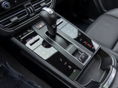 2025 Porsche Macan Macan S