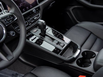 2025 Porsche Macan Macan S