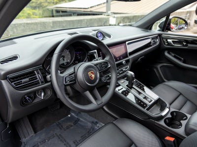 2025 Porsche Macan Macan S