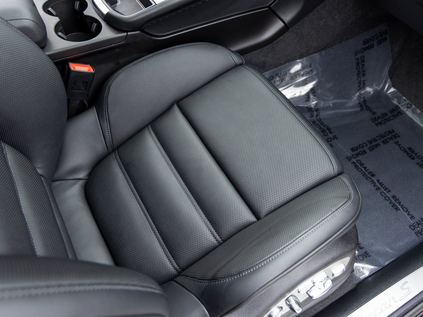 2025 Porsche Macan Macan S