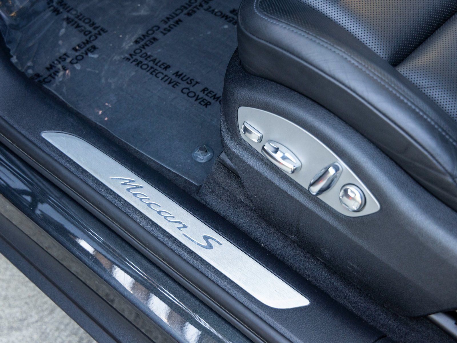 2023 Porsche Macan Macan S (MY23)