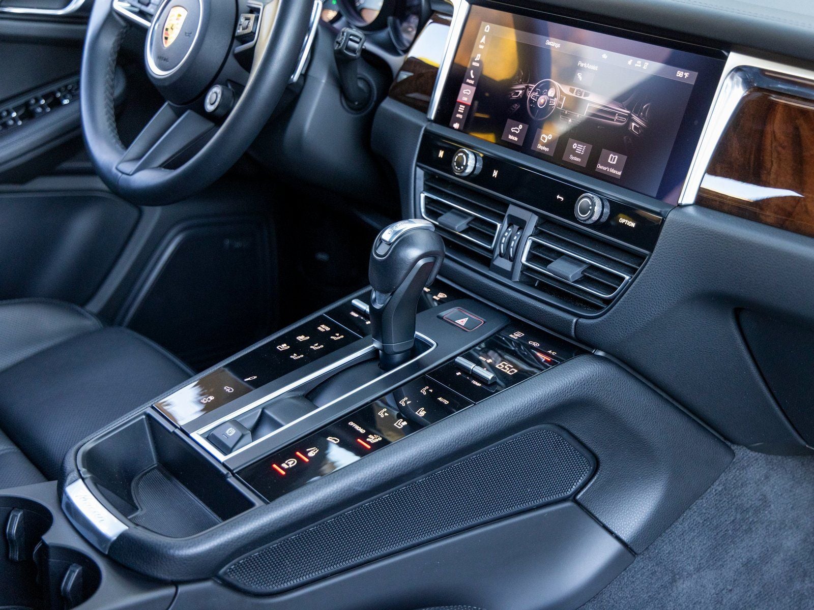 2023 Porsche Macan Macan S (MY23)