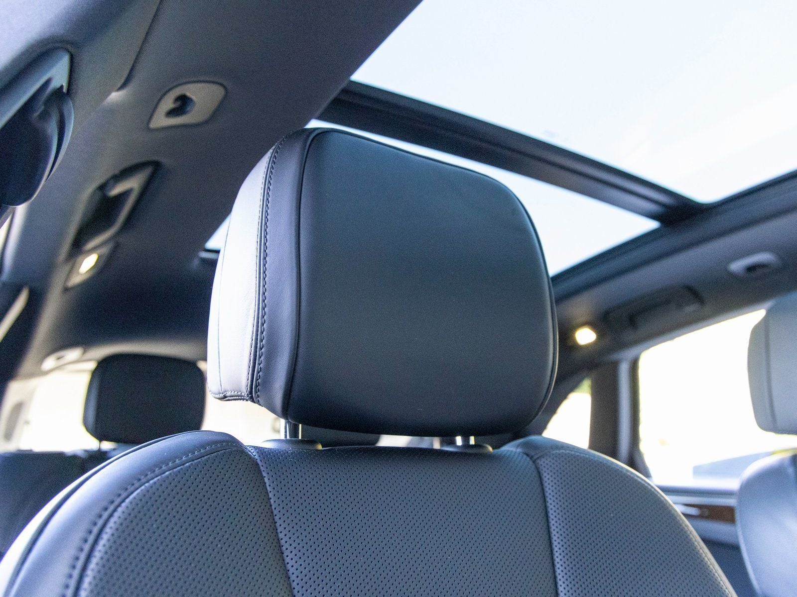 2023 Porsche Macan Macan S (MY23)