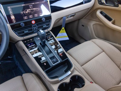 2026 Porsche Macan Macan S