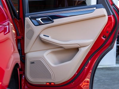 2026 Porsche Macan Macan S