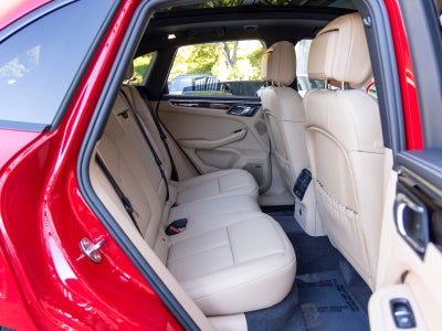 2026 Porsche Macan Macan S