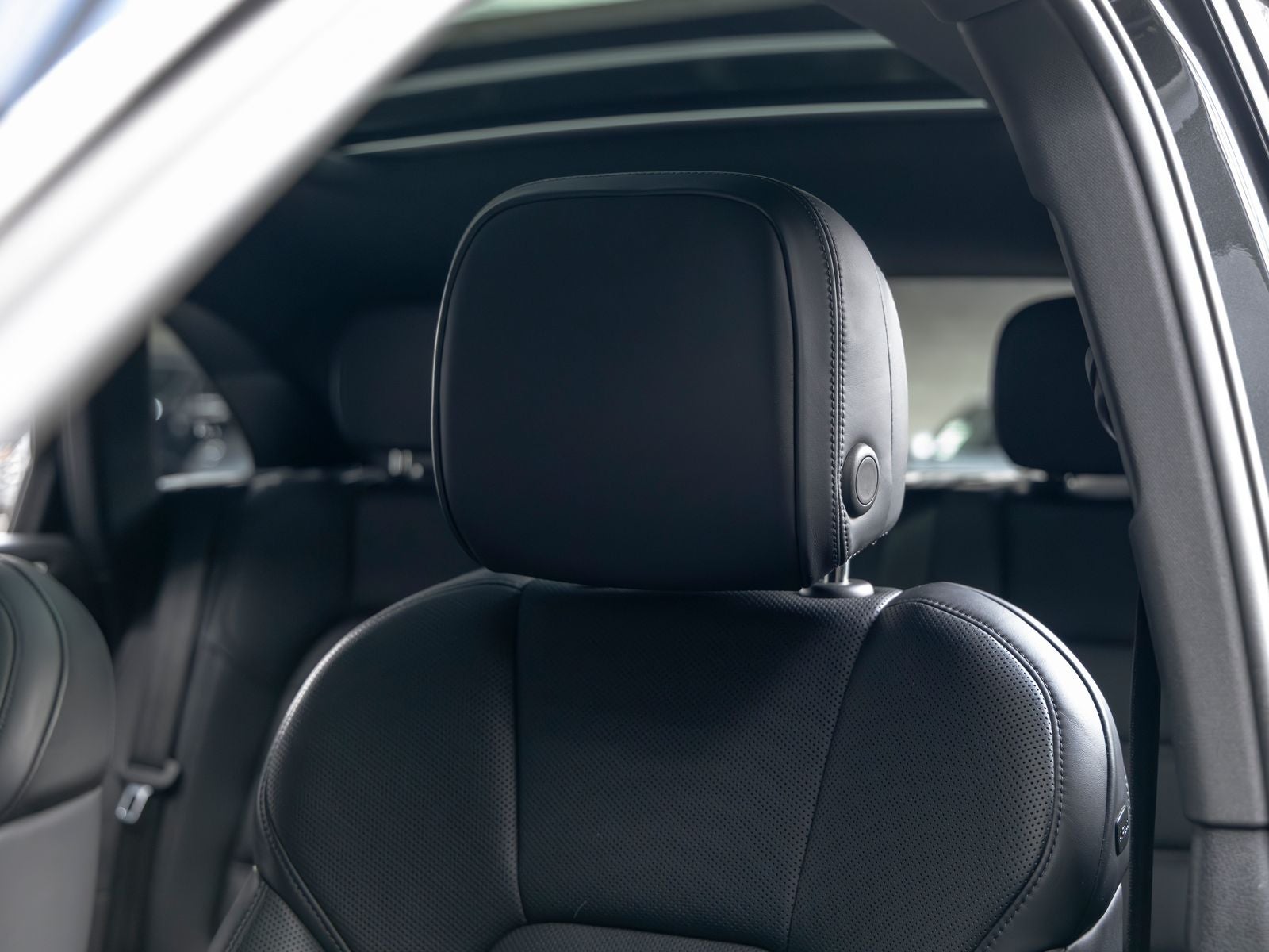 2022 Porsche Macan S