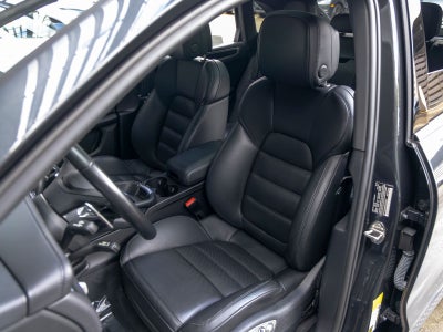 2022 Porsche Macan S