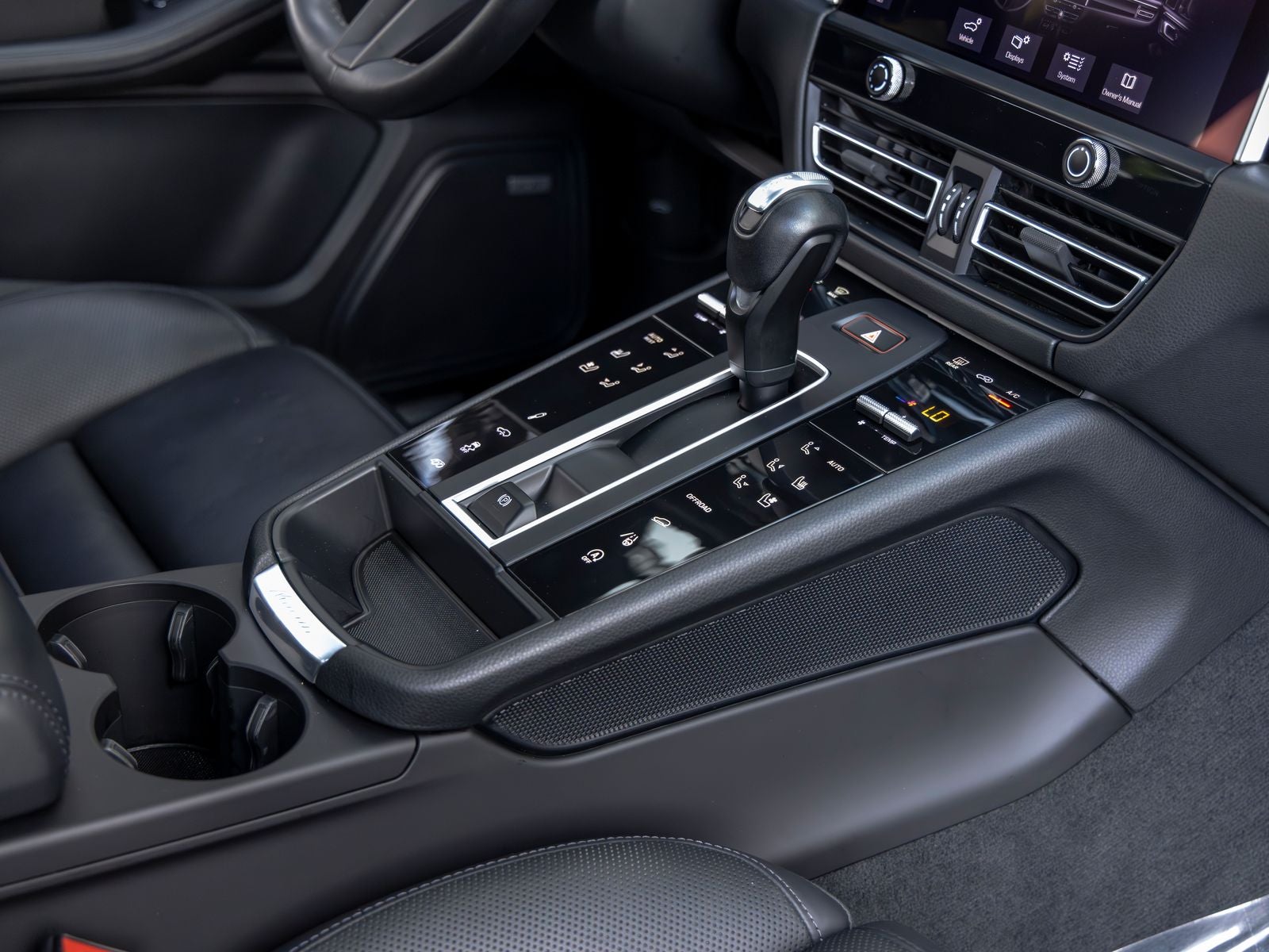 2022 Porsche Macan S