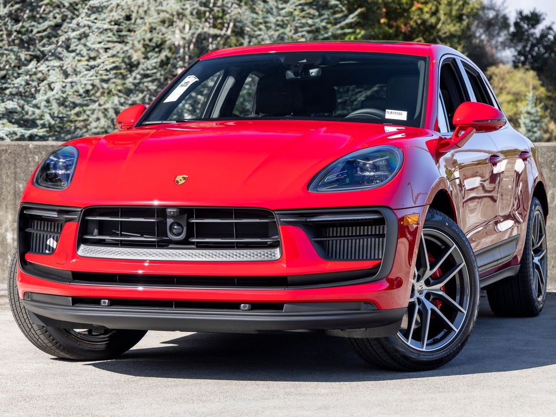 2026 Porsche Macan S — photo 1 of 69
