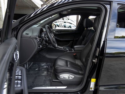 2022 Porsche Macan S