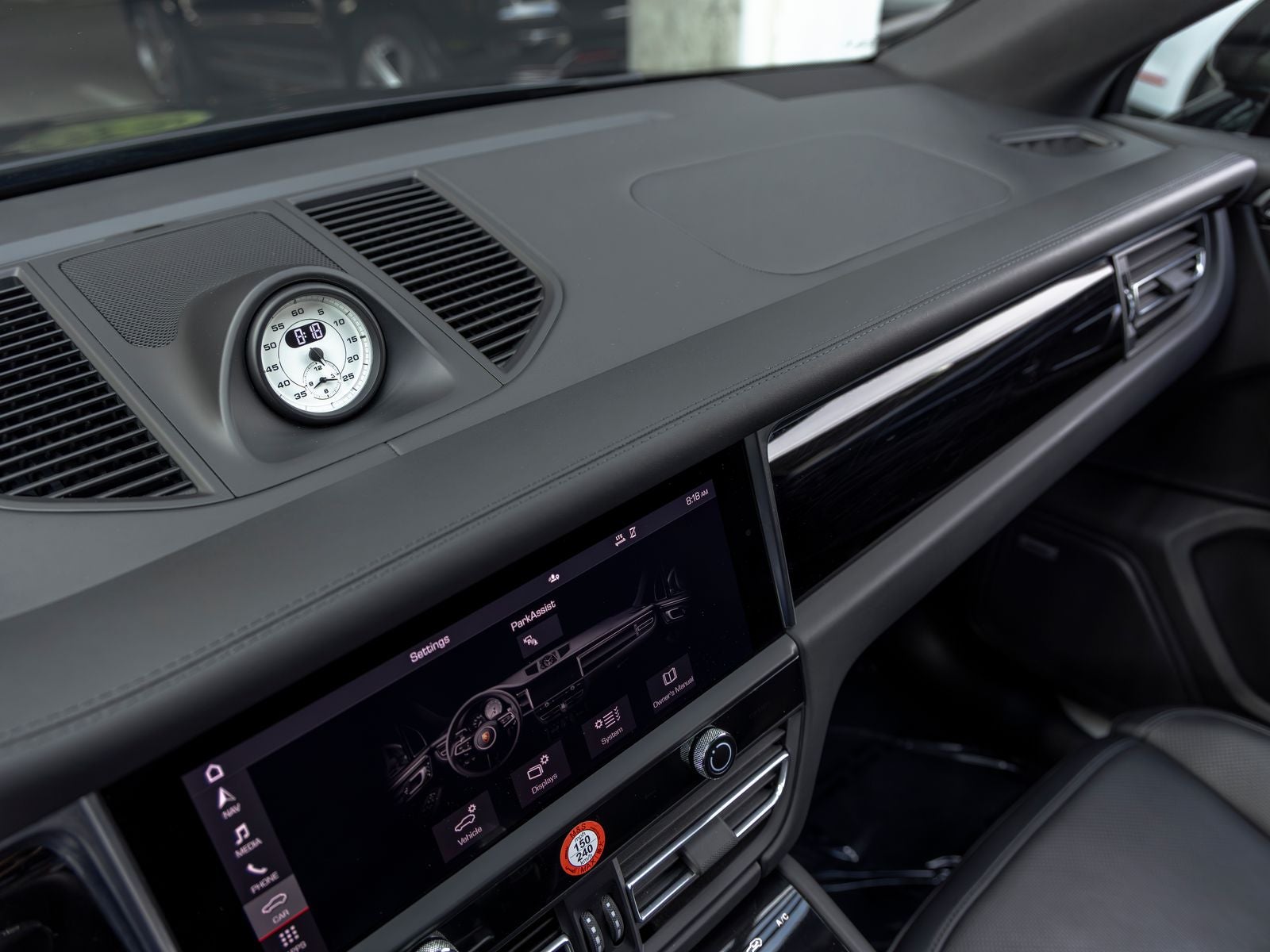 2022 Porsche Macan S