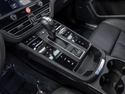 2022 Porsche Macan S