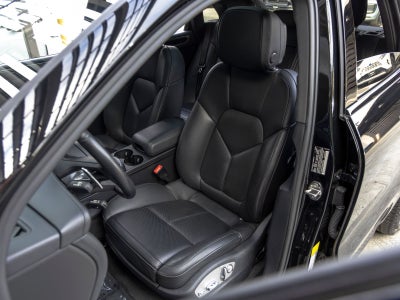 2022 Porsche Macan S