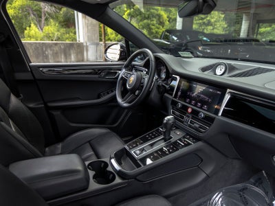 2022 Porsche Macan S