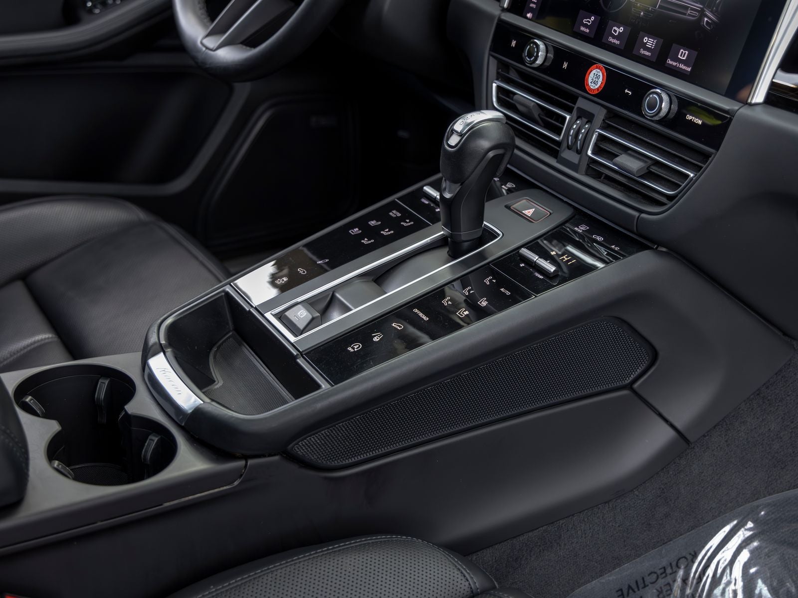 2022 Porsche Macan S