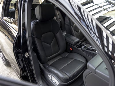 2022 Porsche Macan S