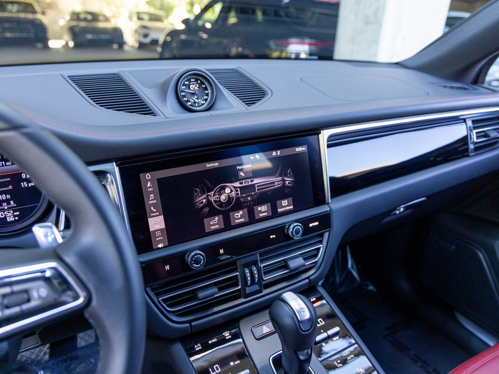 2025 Porsche Macan Macan S