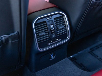 2025 Porsche Macan Macan S