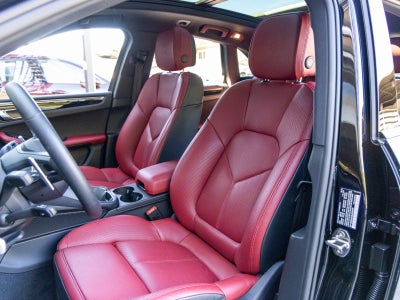 2025 Porsche Macan Macan S