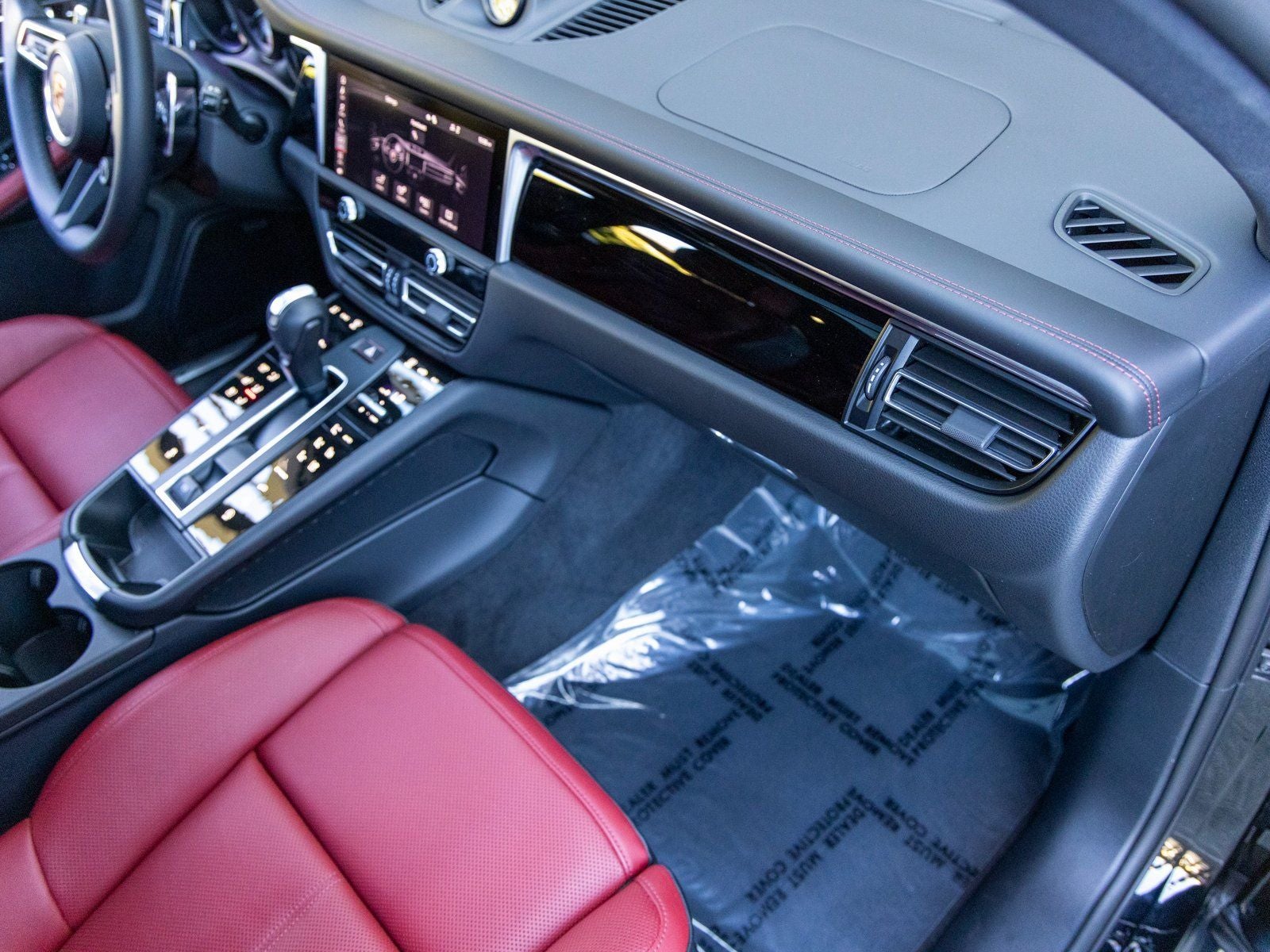 2025 Porsche Macan Macan S