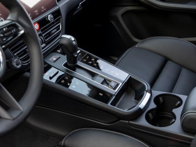 2026 Porsche Macan Macan S