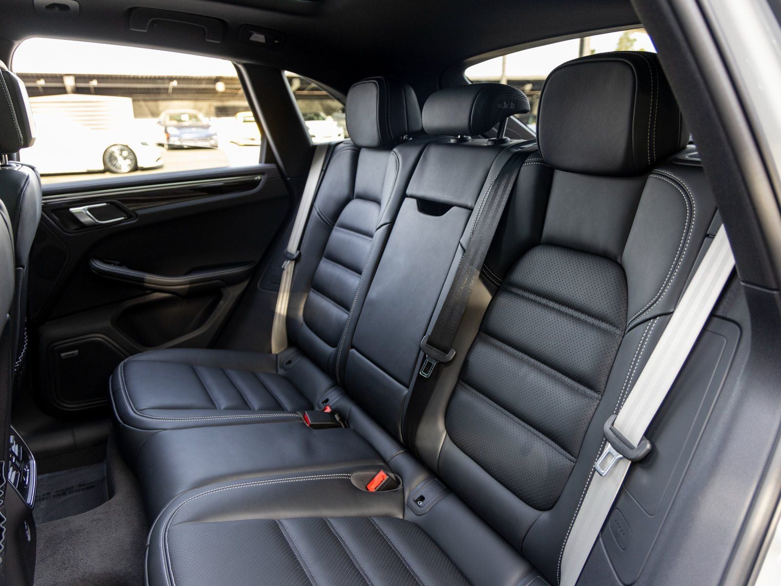 2026 Porsche Macan Macan S