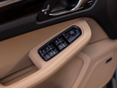2026 Porsche Macan Macan S