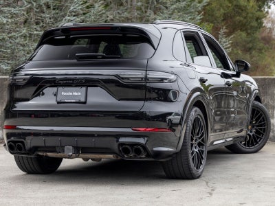 2023 Porsche Cayenne Cayenne GTS