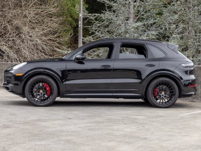 2023 Porsche Cayenne Cayenne GTS