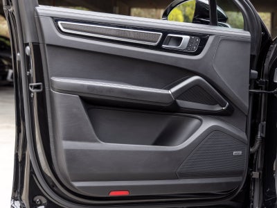 2023 Porsche Cayenne Cayenne GTS