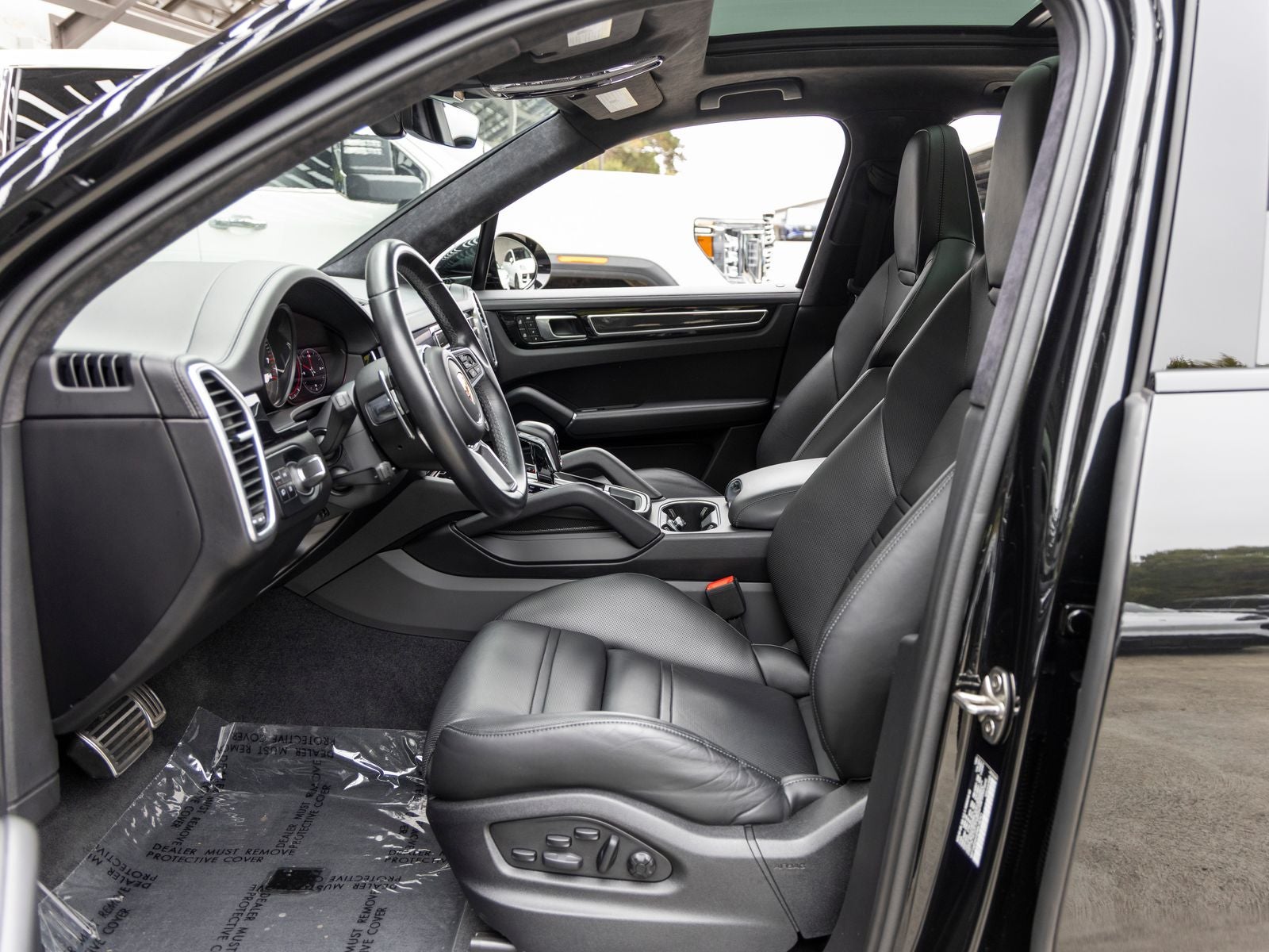 2023 Porsche Cayenne Cayenne GTS