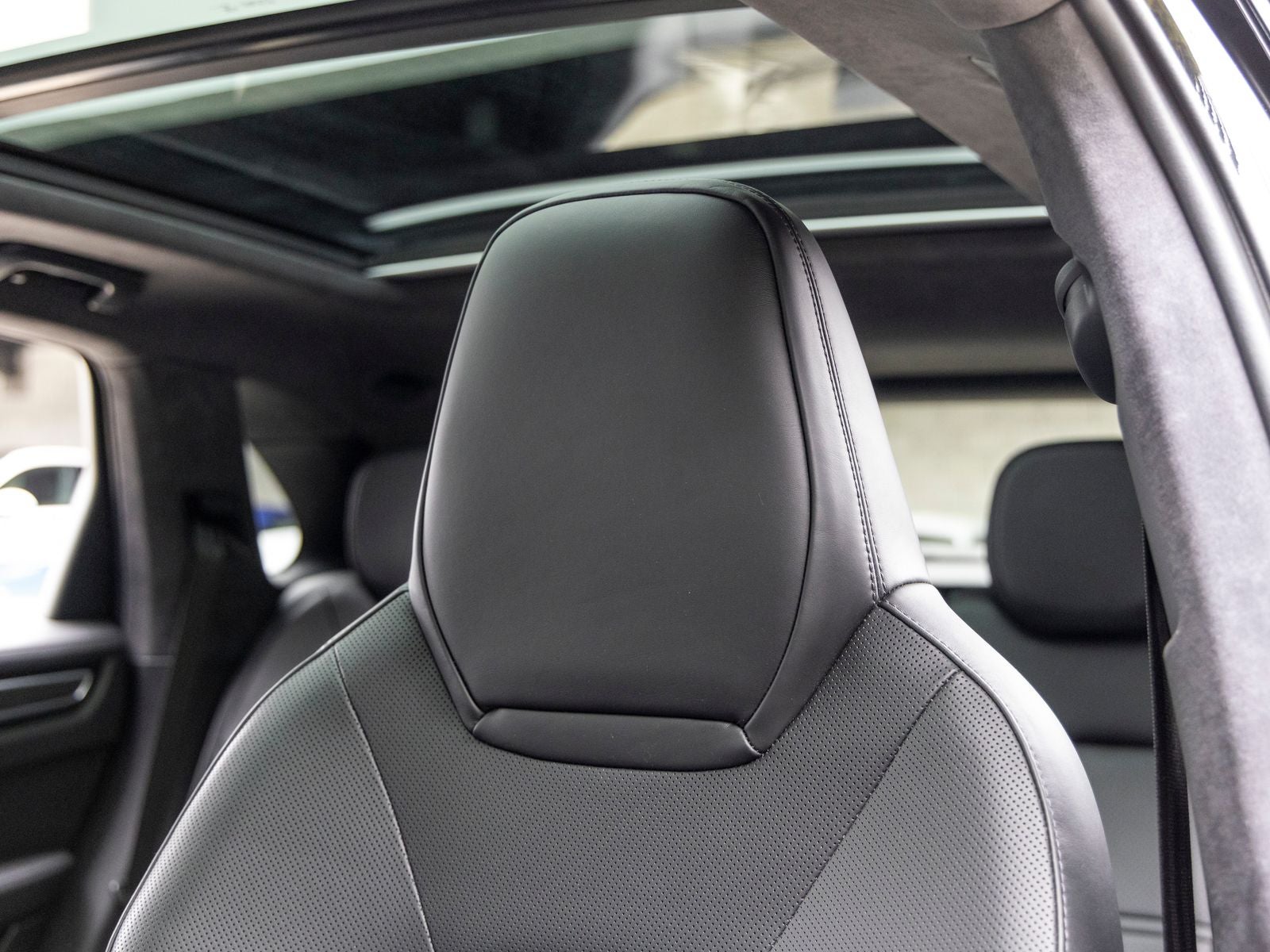 2023 Porsche Cayenne Cayenne GTS