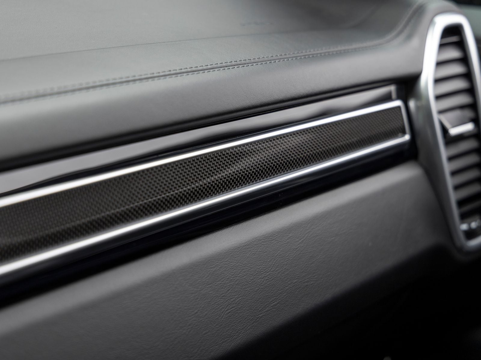 2023 Porsche Cayenne Cayenne GTS