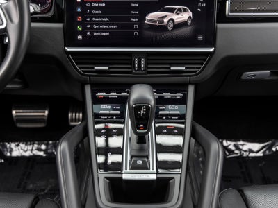2023 Porsche Cayenne Cayenne GTS
