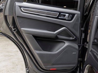 2023 Porsche Cayenne Cayenne GTS