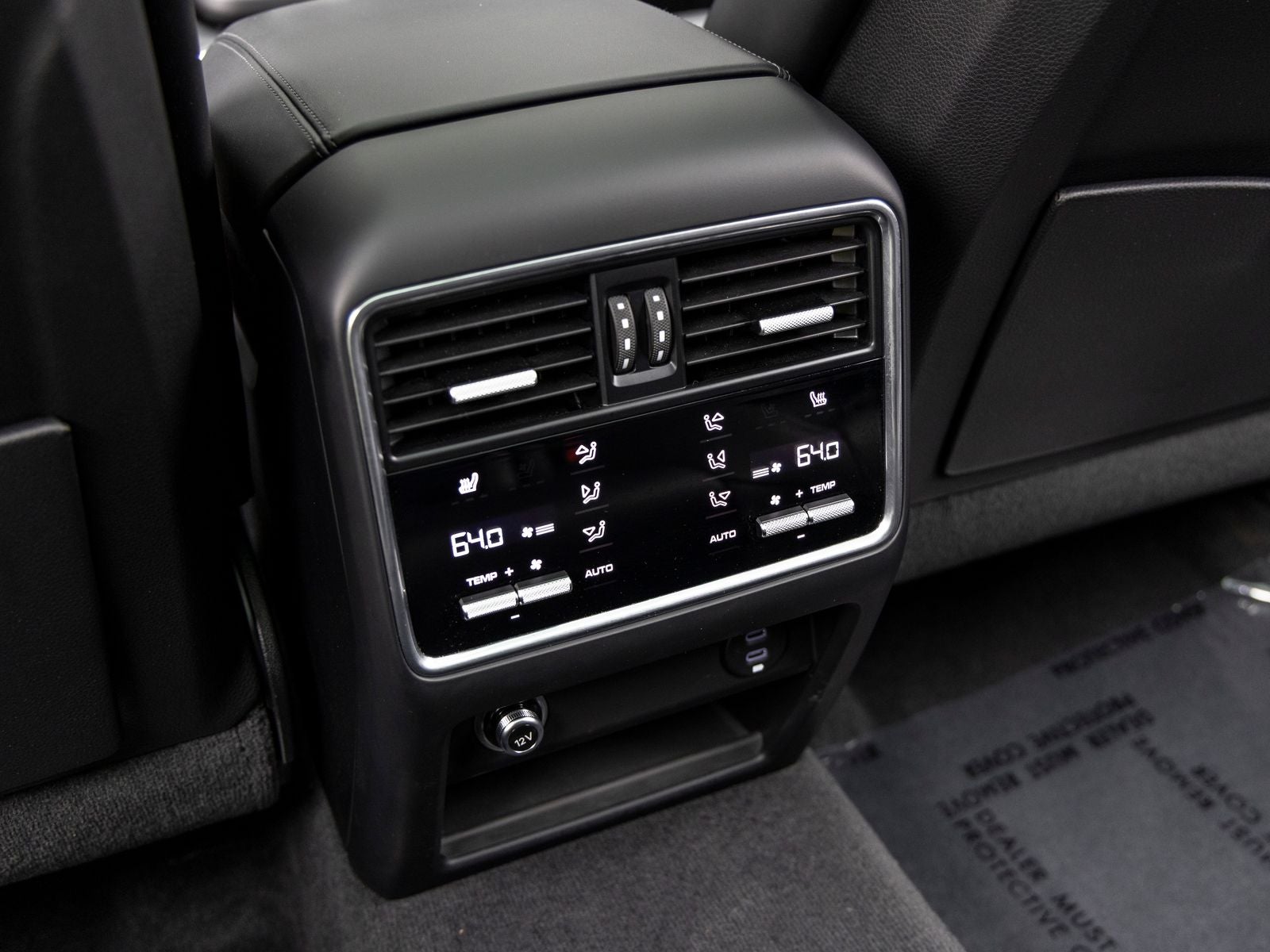 2023 Porsche Cayenne Cayenne GTS