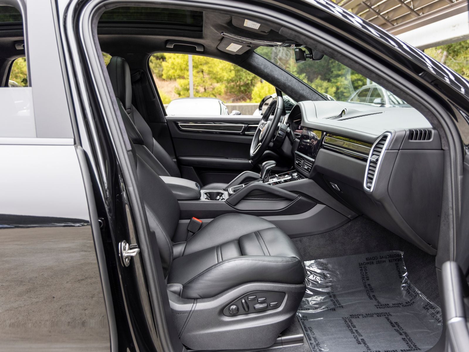 2023 Porsche Cayenne Cayenne GTS
