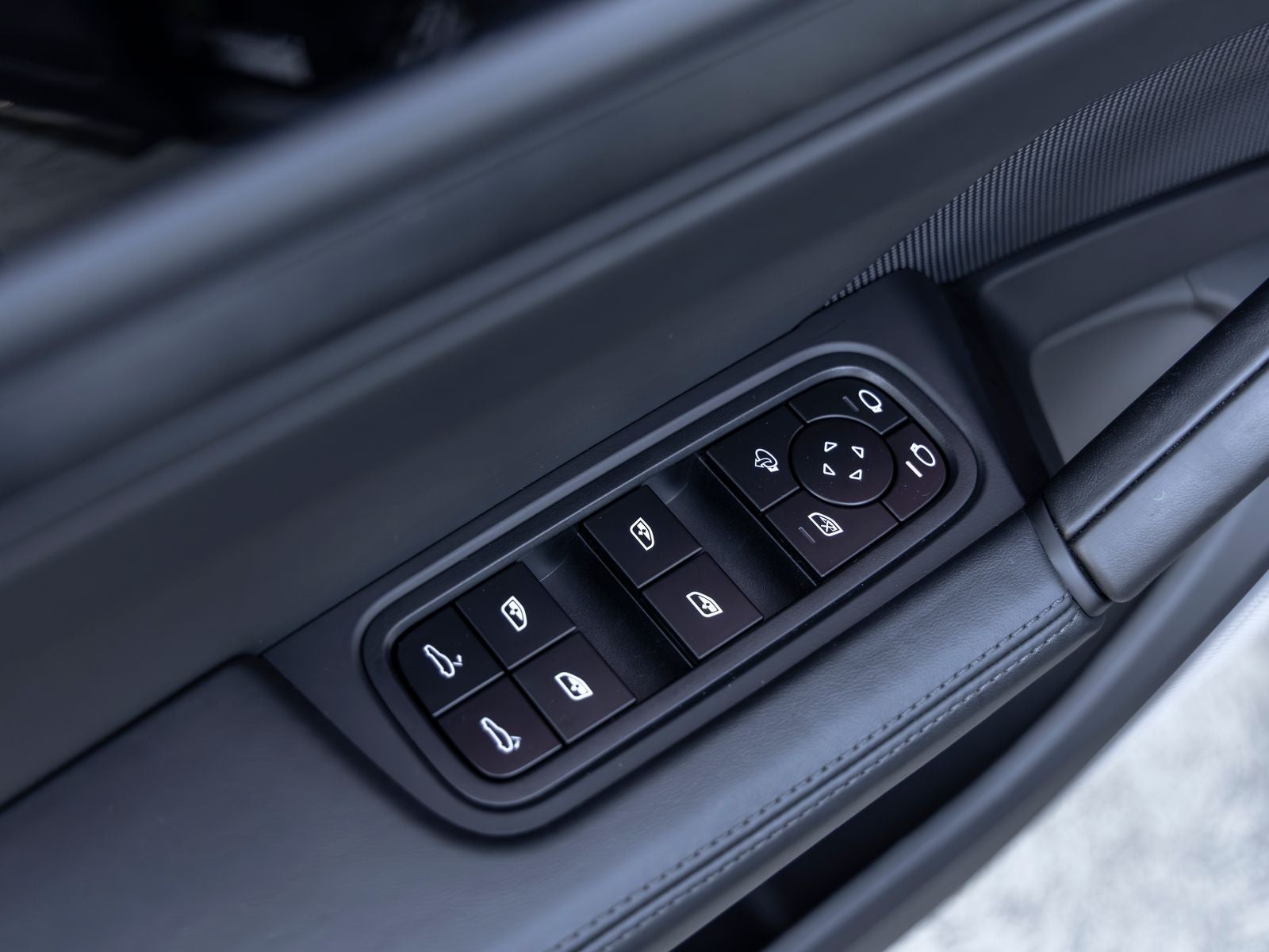 2025 Porsche Cayenne Cayenne GTS