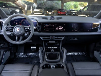 2025 Porsche Cayenne Cayenne GTS