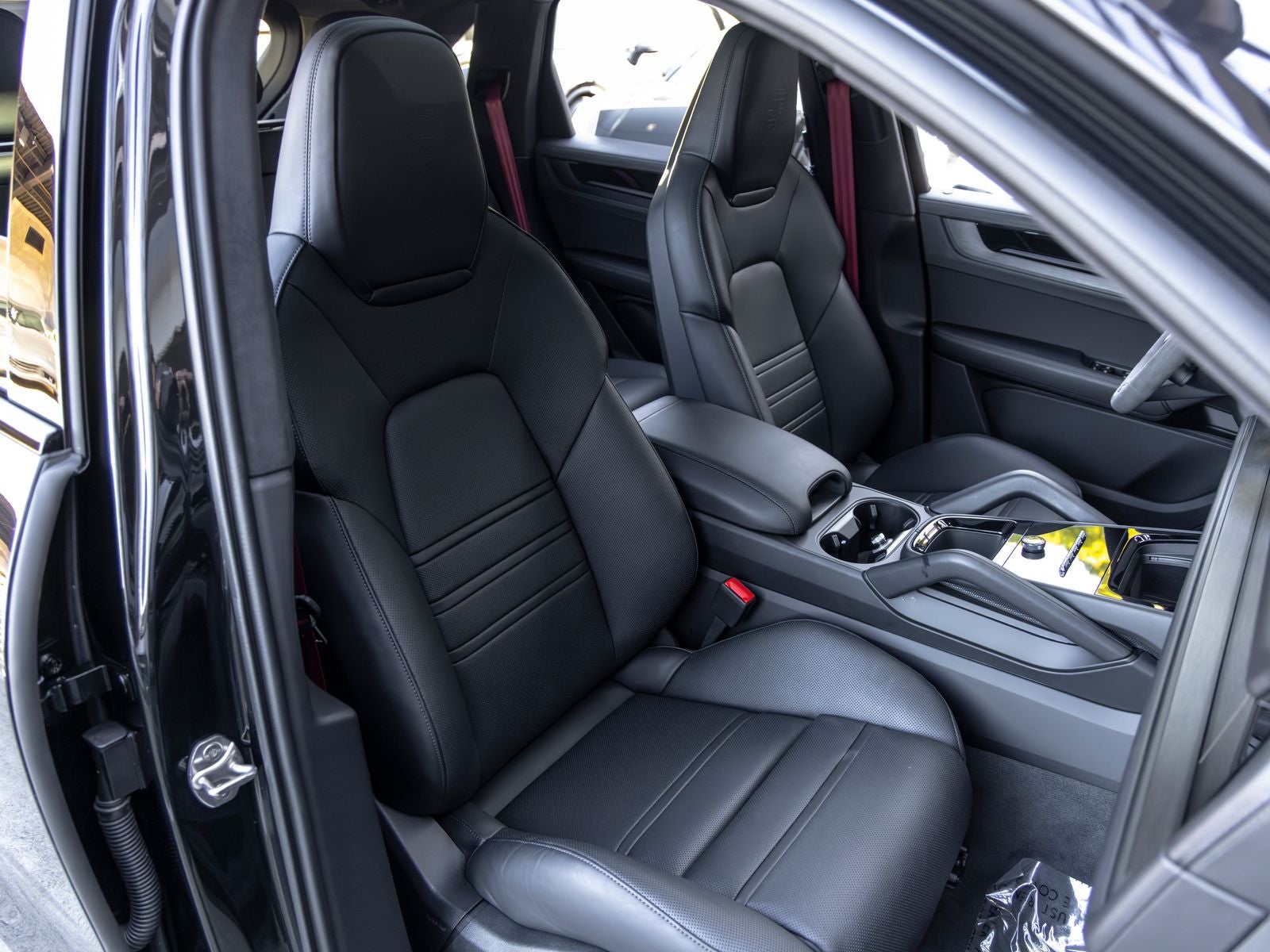 2025 Porsche Cayenne Cayenne GTS