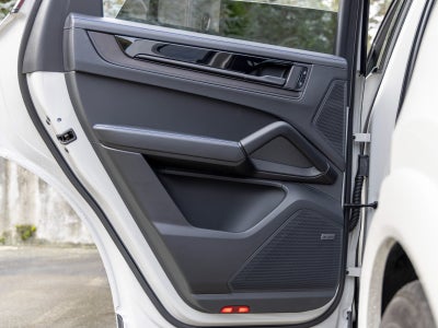 2025 Porsche Cayenne Cayenne GTS