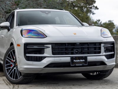 2025 Porsche Cayenne Cayenne GTS