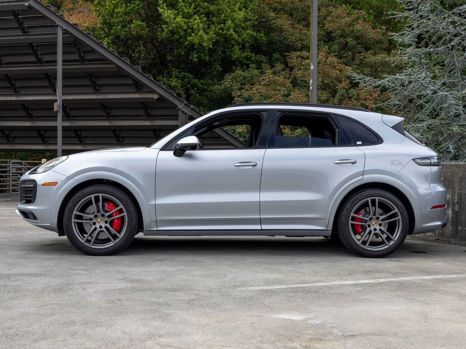 2022 Porsche Cayenne GTS