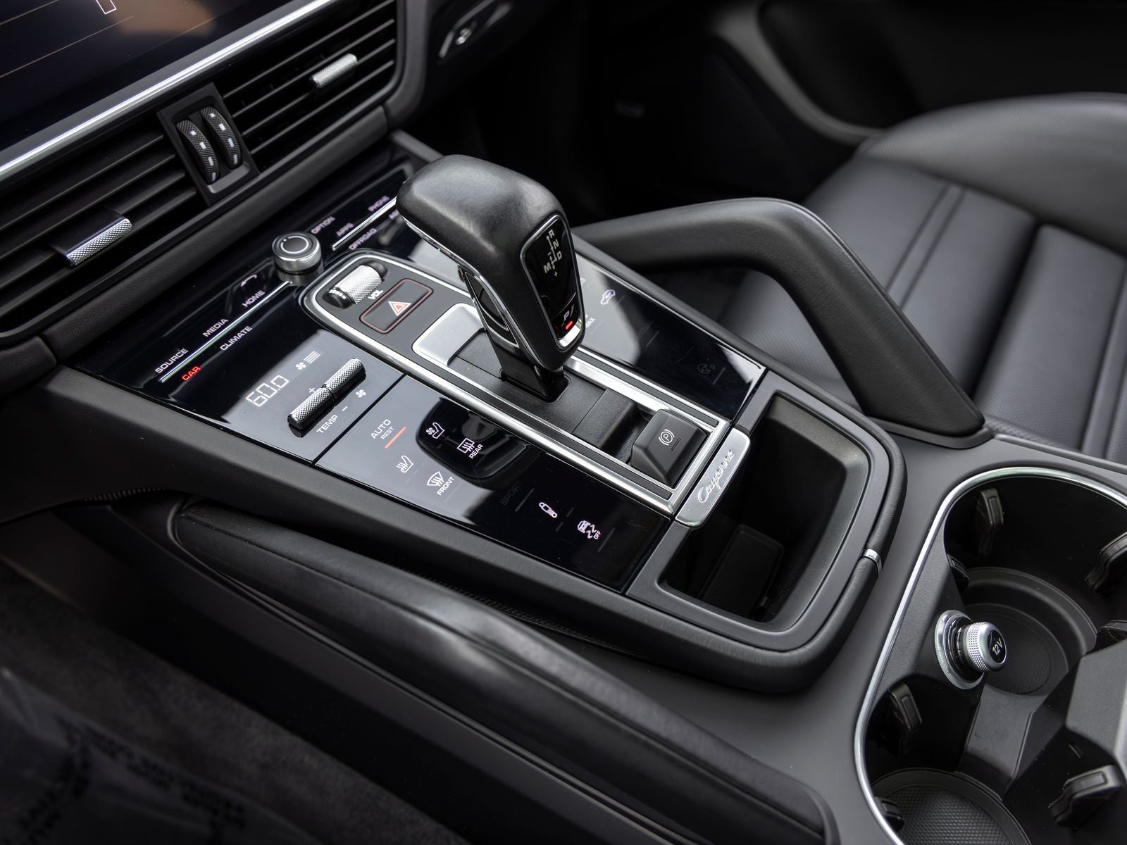 2022 Porsche Cayenne GTS