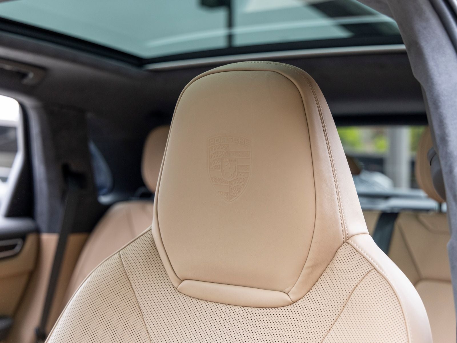 2023 Porsche Cayenne Cayenne GTS (MY23)