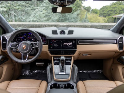 2023 Porsche Cayenne Cayenne GTS (MY23)